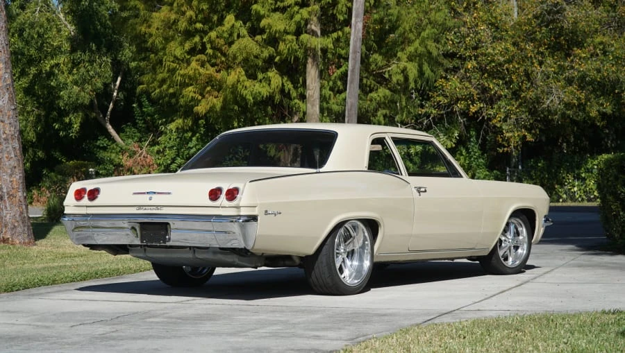 1965 Chevrolet Biscayne - Image 13 of 26