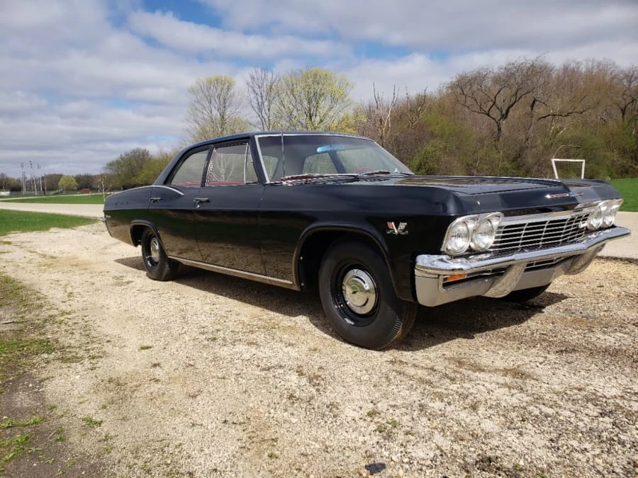 1965 Chevrolet Biscayne - Image 15 of 17