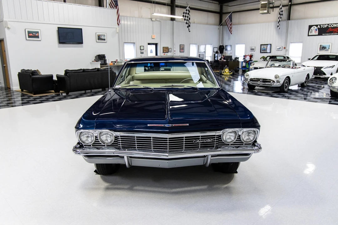 1965 Chevrolet Biscayne - Image 8 of 31