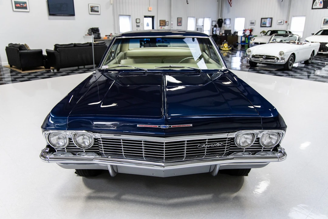 1965 Chevrolet Biscayne - Image 9 of 31