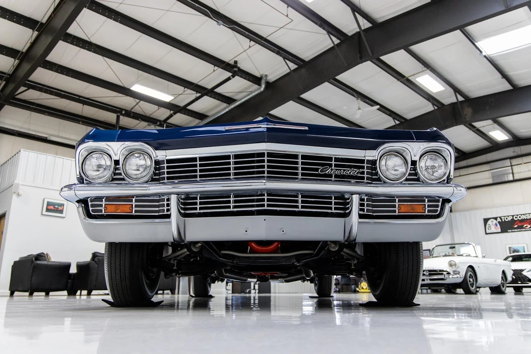 1965 Chevrolet Biscayne - Image 11 of 31