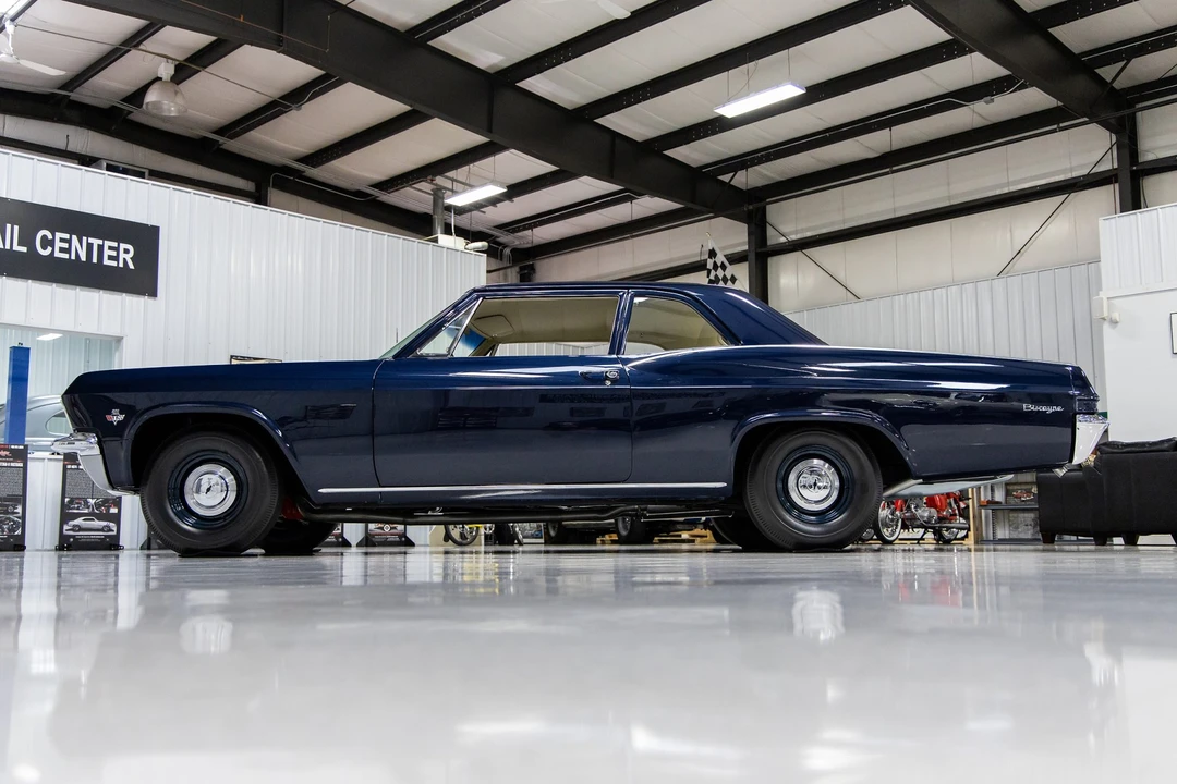 1965 Chevrolet Biscayne - Image 26 of 31