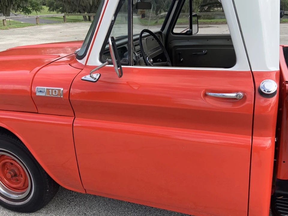 1965 Chevrolet - Image 23 of 31