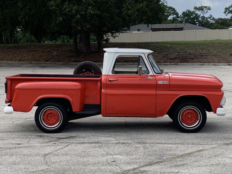 1965 Chevrolet - Image 13 of 31
