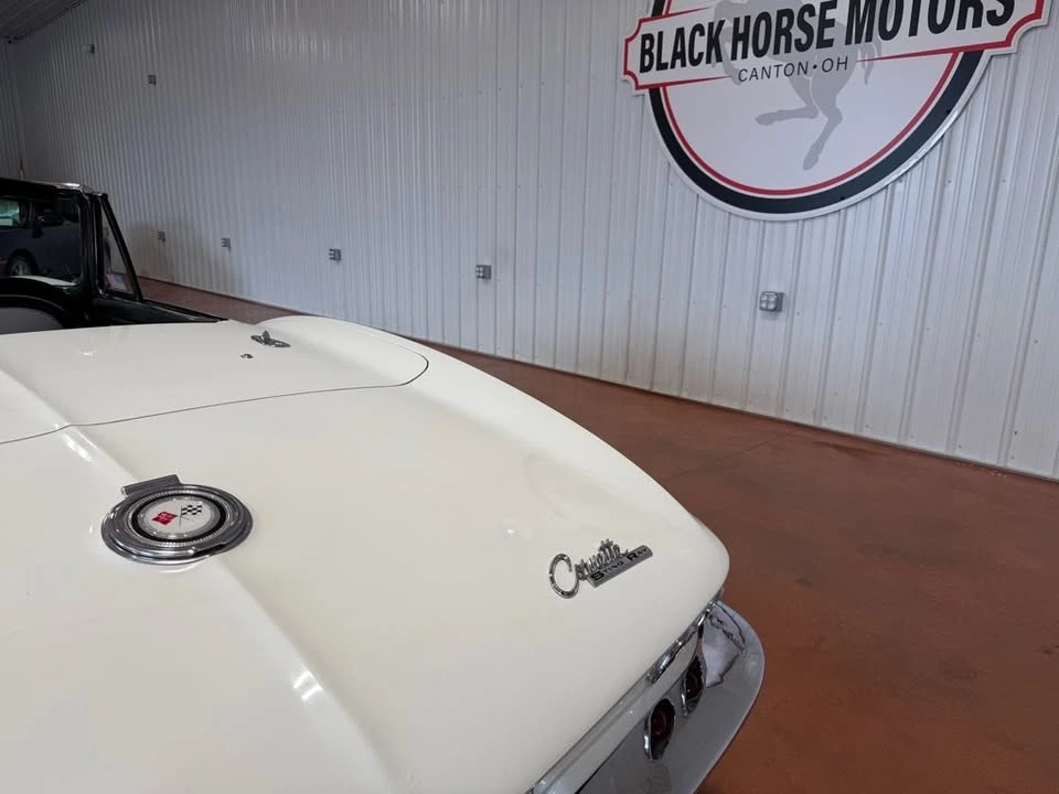 1965 Chevrolet Corvette C2 - Image 14 of 20