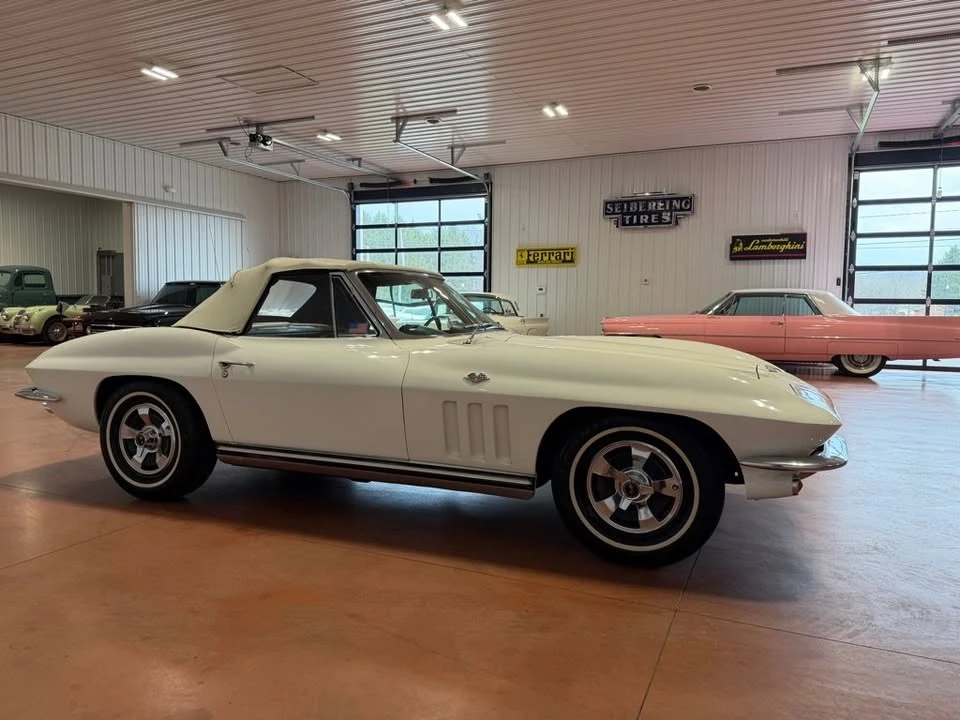 1965 Chevrolet Corvette C2 - Image 9 of 20