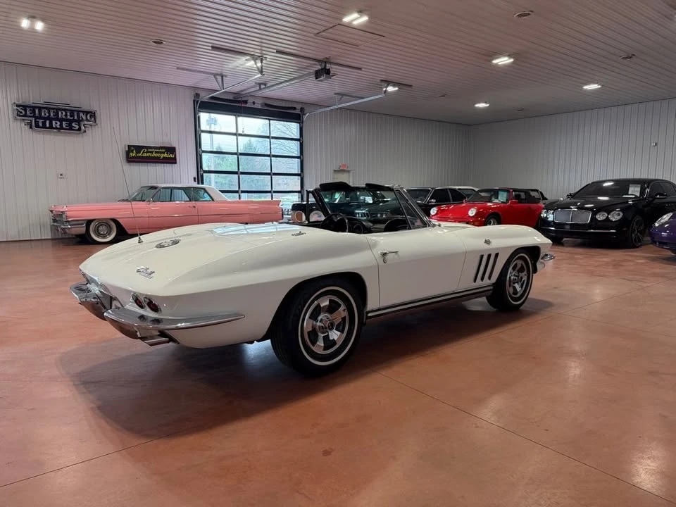 1965 Chevrolet Corvette C2 - Image 11 of 20