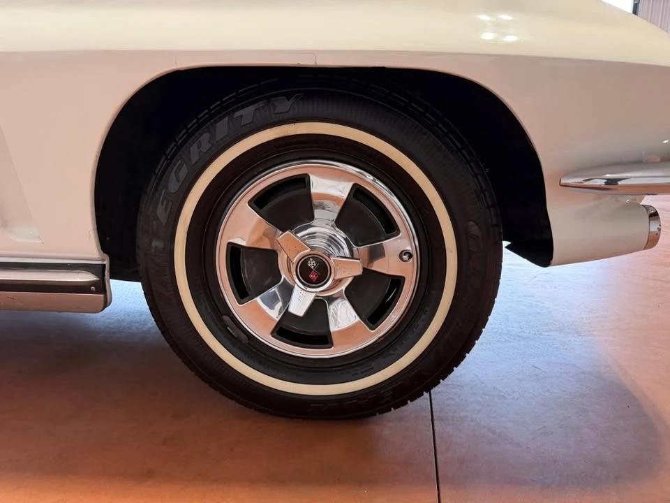 1965 Chevrolet Corvette C2 - Image 18 of 20