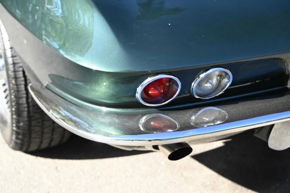 1965 Chevrolet Corvette C2 - Image 6 of 18