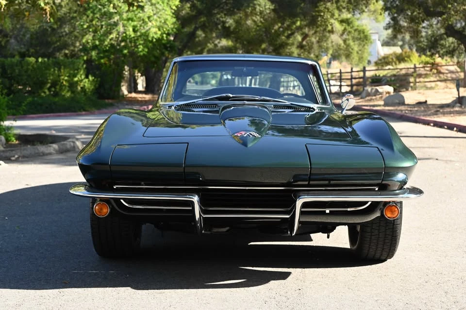 1965 Chevrolet Corvette C2 - Image 4 of 18
