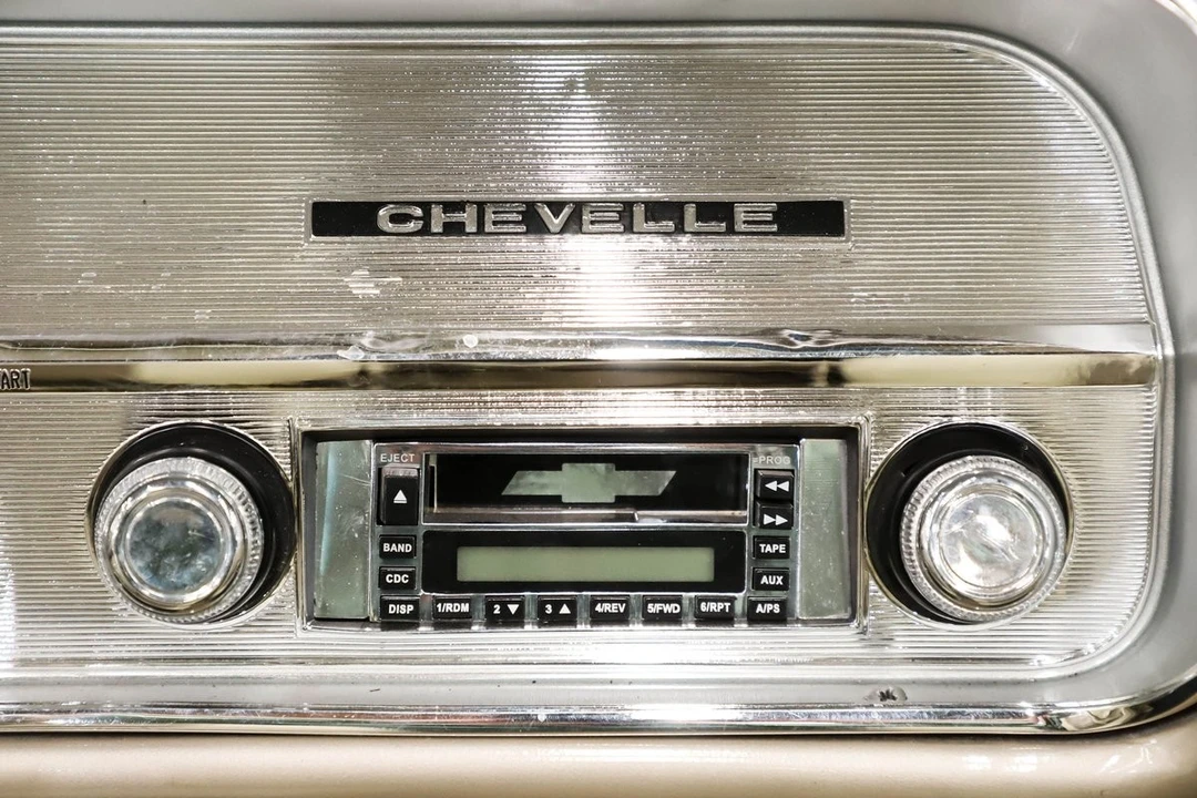1965 Chevrolet Malibu - Image 25 of 31