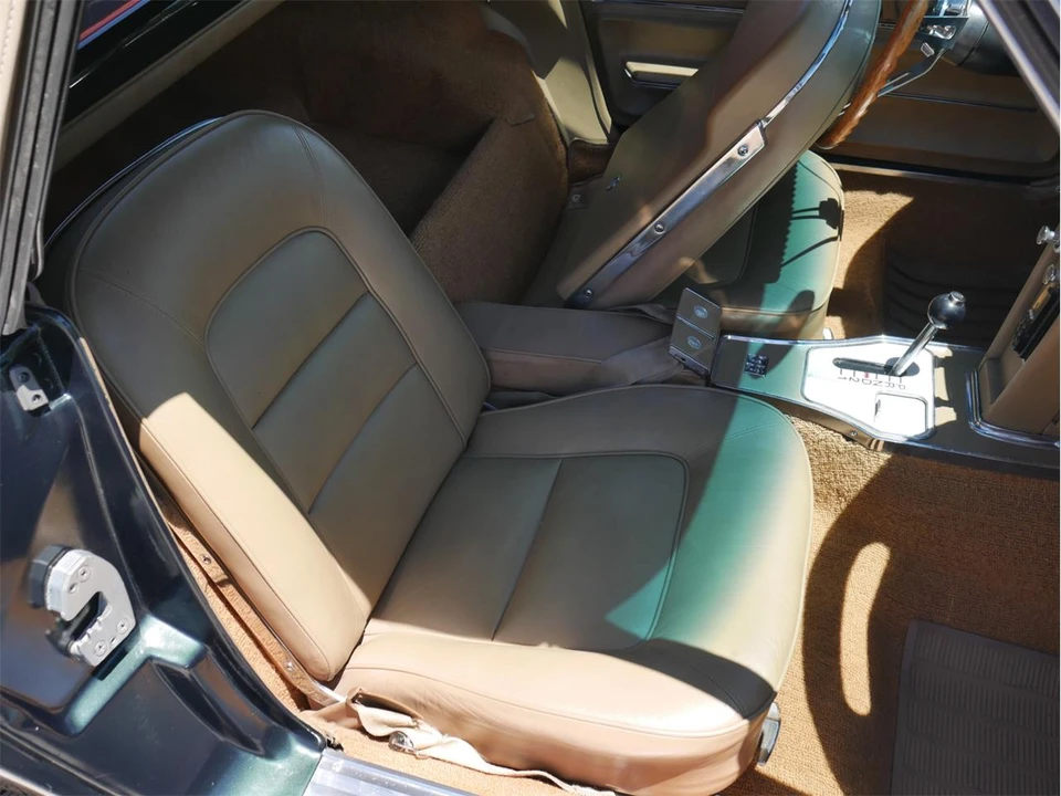 1965 Chevrolet Corvette C2 - Image 19 of 31