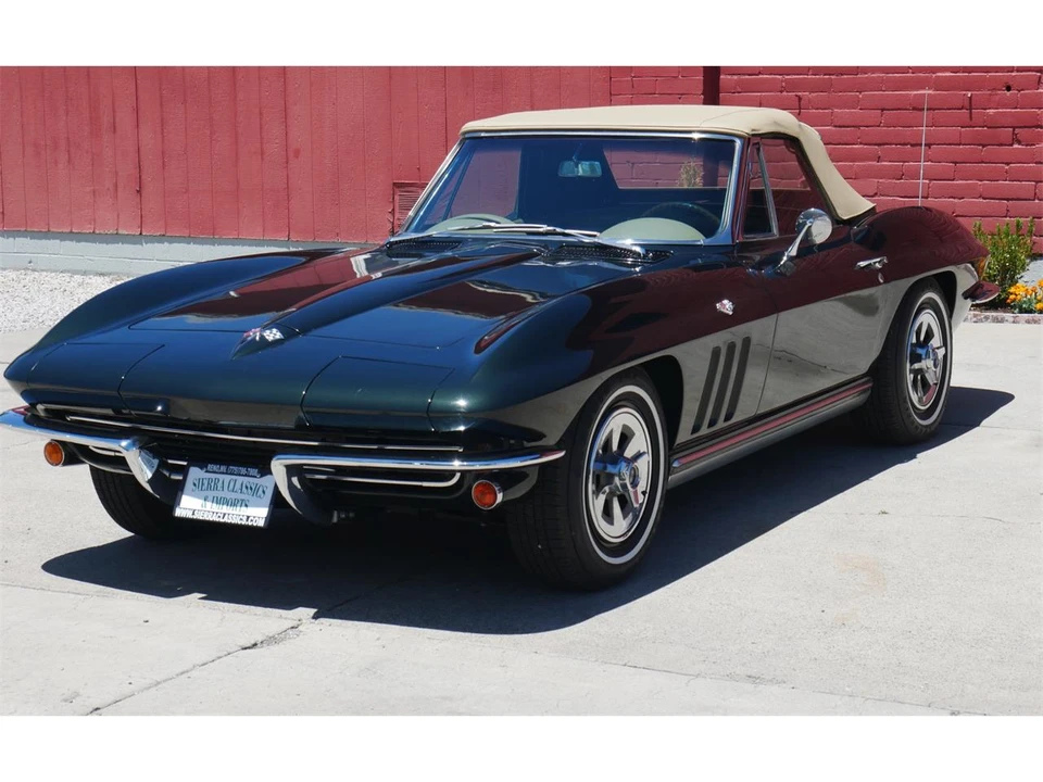 1965 Chevrolet Corvette C2 - Image 2 of 31