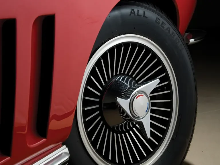 1965 Chevrolet Corvette C2 - Image 18 of 19
