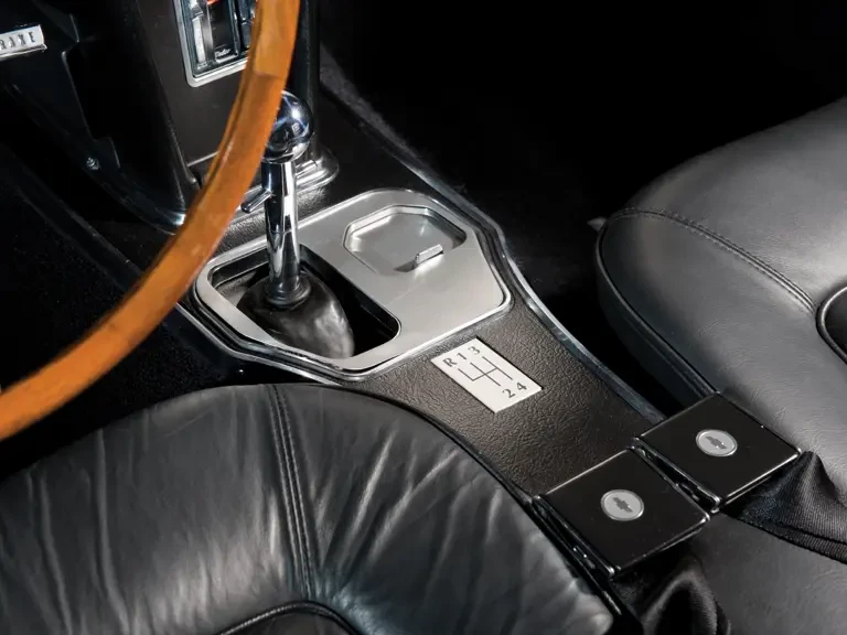 1965 Chevrolet Corvette C2 - Image 14 of 19