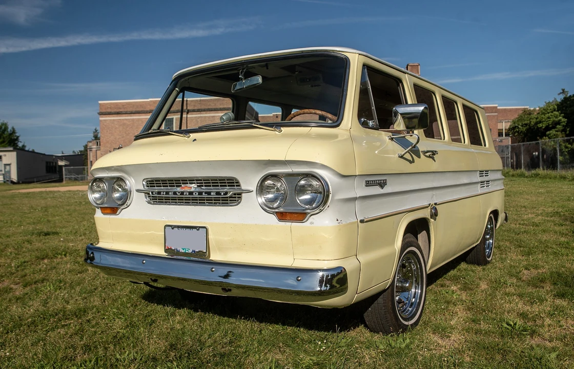1965 Chevrolet Corvair Greenbrier & Corvan - Image 11 of 31