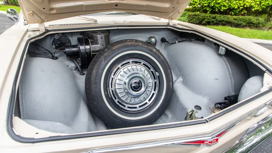 1965 Chevrolet Corvair 2nd Gen - Image 14 of 20