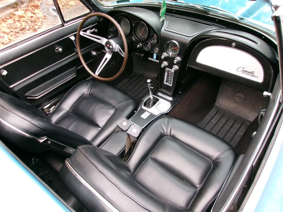 1965 Chevrolet Corvette C2 - Image 26 of 31