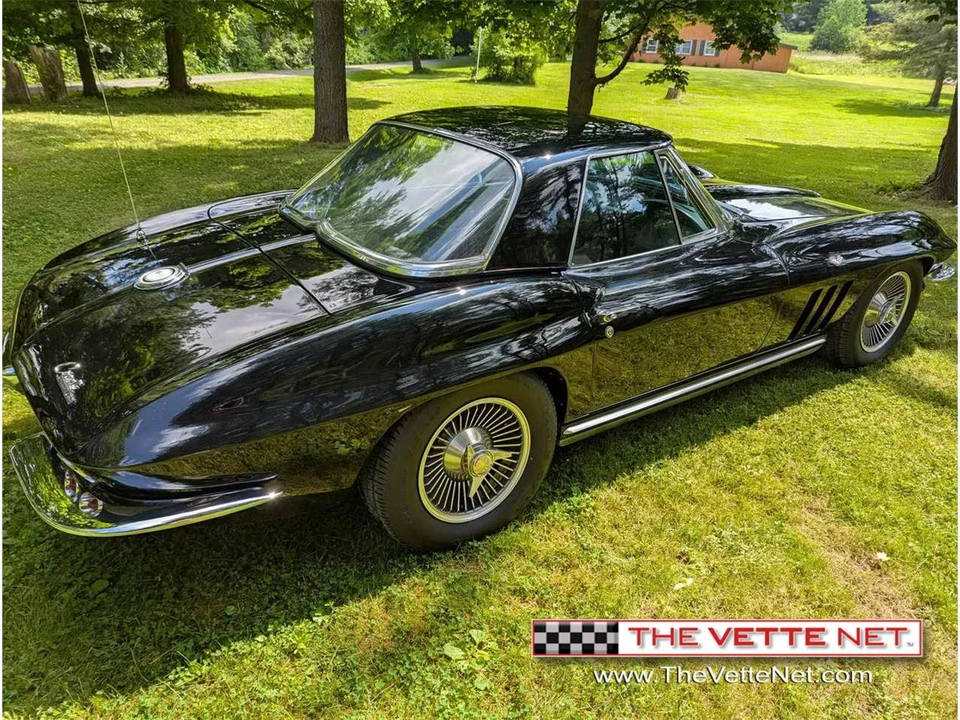 1965 Chevrolet Corvette C2 - Image 2 of 31