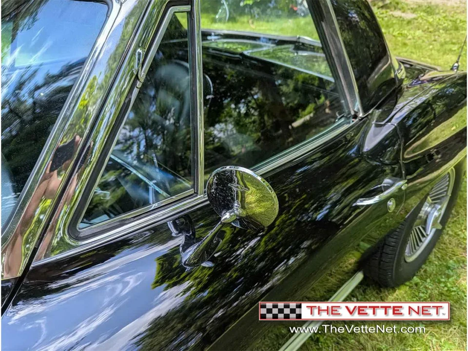 1965 Chevrolet Corvette C2 - Image 10 of 31