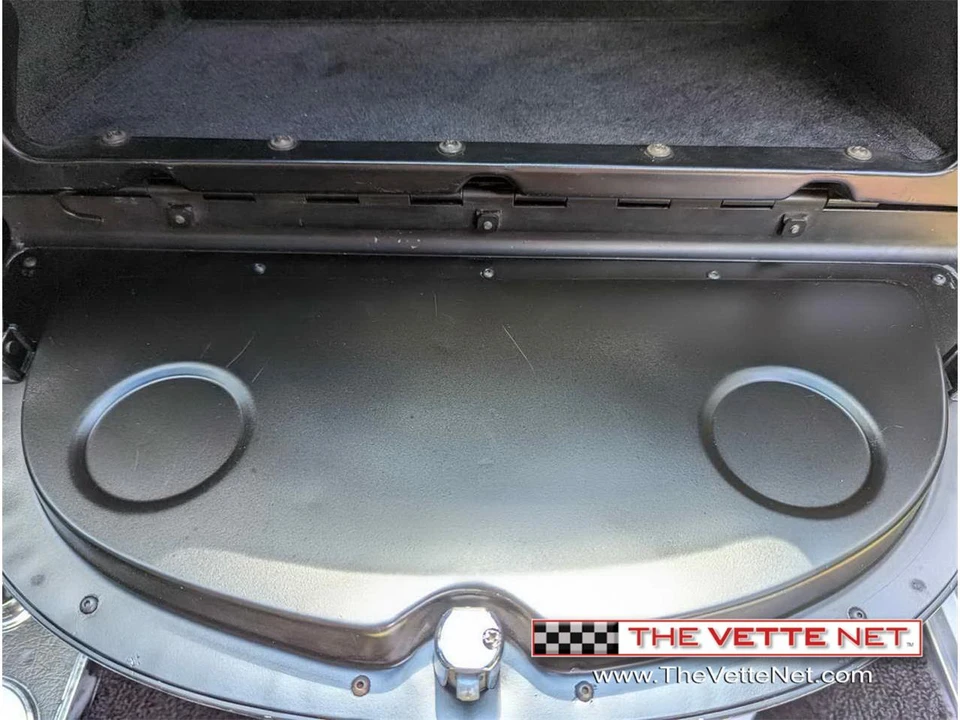1965 Chevrolet Corvette C2 - Image 23 of 31