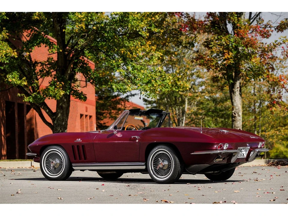 1965 Chevrolet Corvette C2 - Image 7 of 30