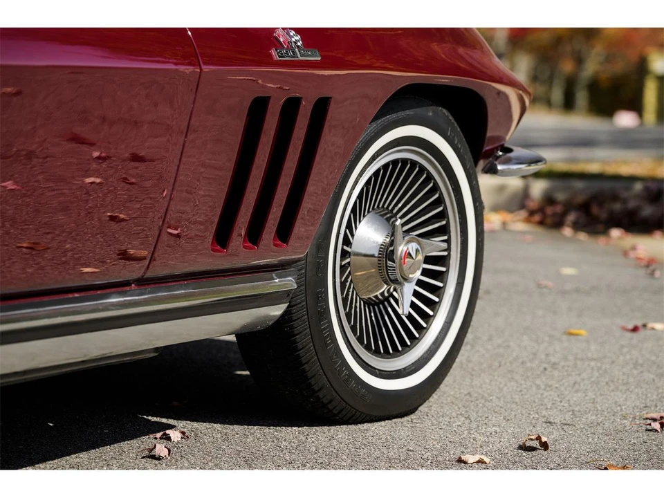 1965 Chevrolet Corvette C2 - Image 9 of 30