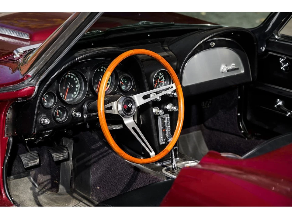 1965 Chevrolet Corvette C2 - Image 14 of 30