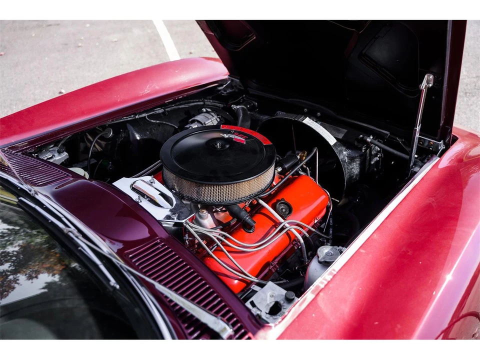 1965 Chevrolet Corvette C2 - Image 17 of 30