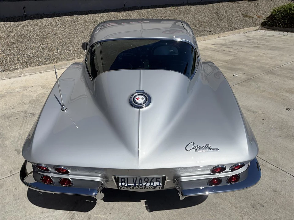 1965 Chevrolet Corvette C2 - Image 4 of 31