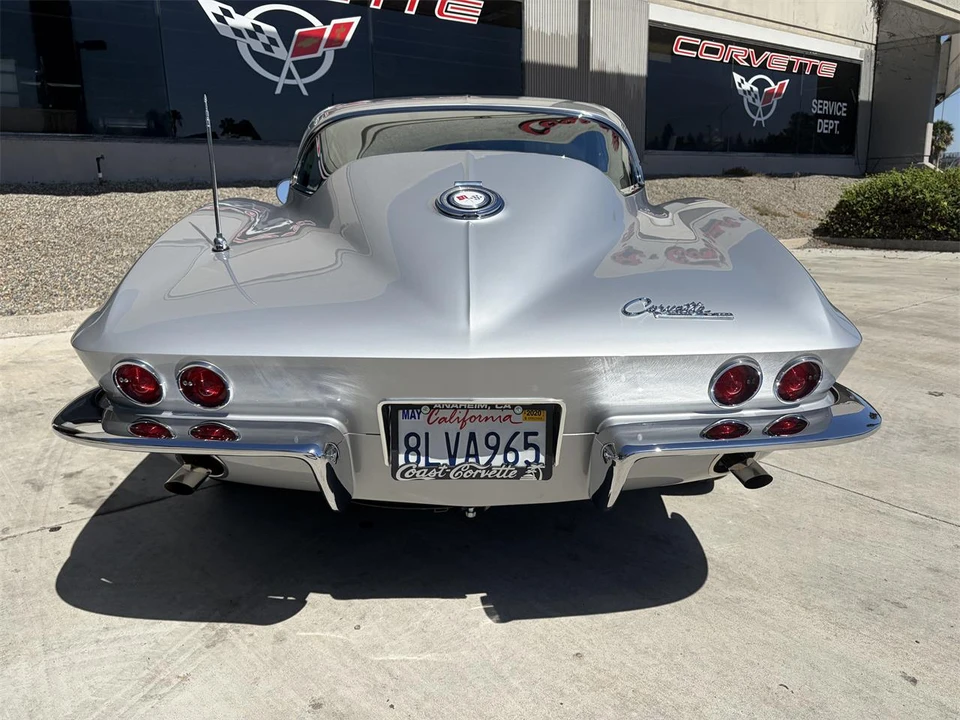 1965 Chevrolet Corvette C2 - Image 5 of 31