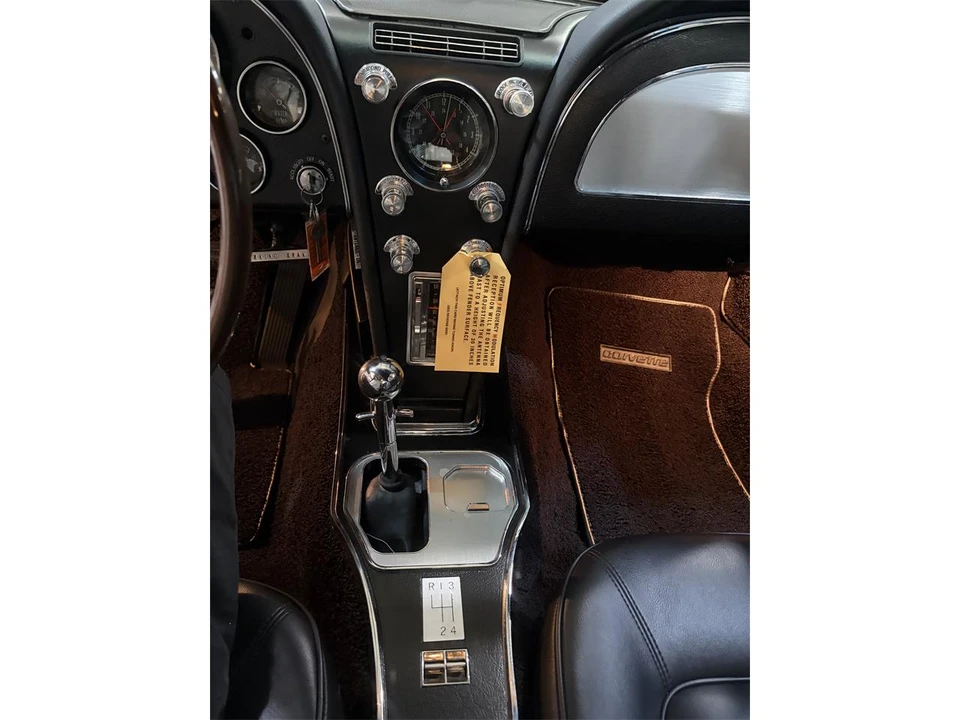 1965 Chevrolet Corvette C2 - Image 30 of 31