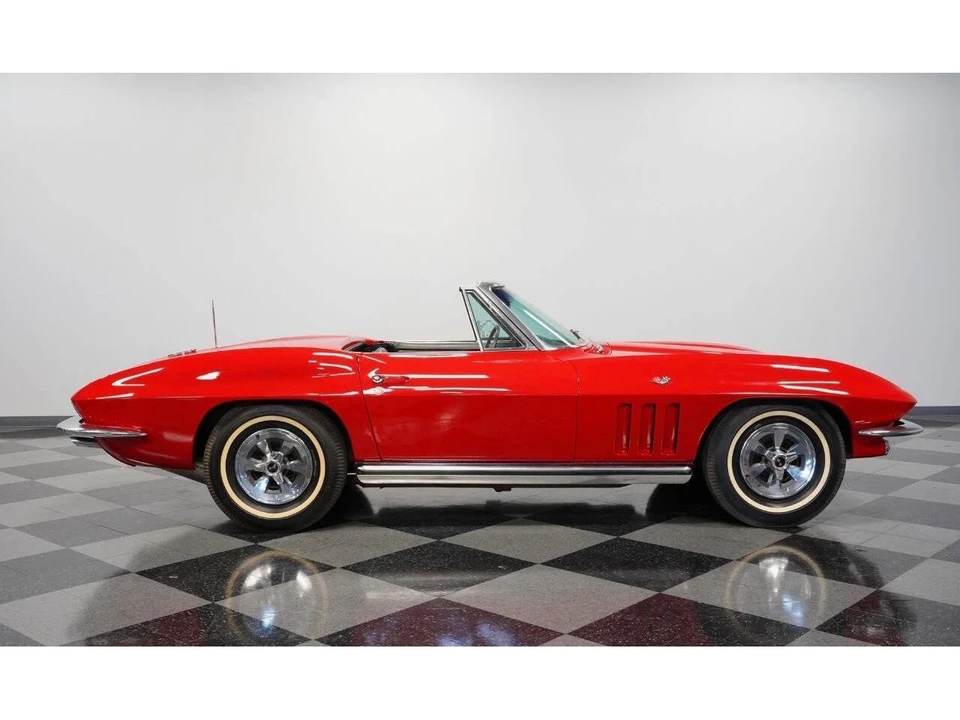 1965 Chevrolet Corvette C2 - Image 2 of 16