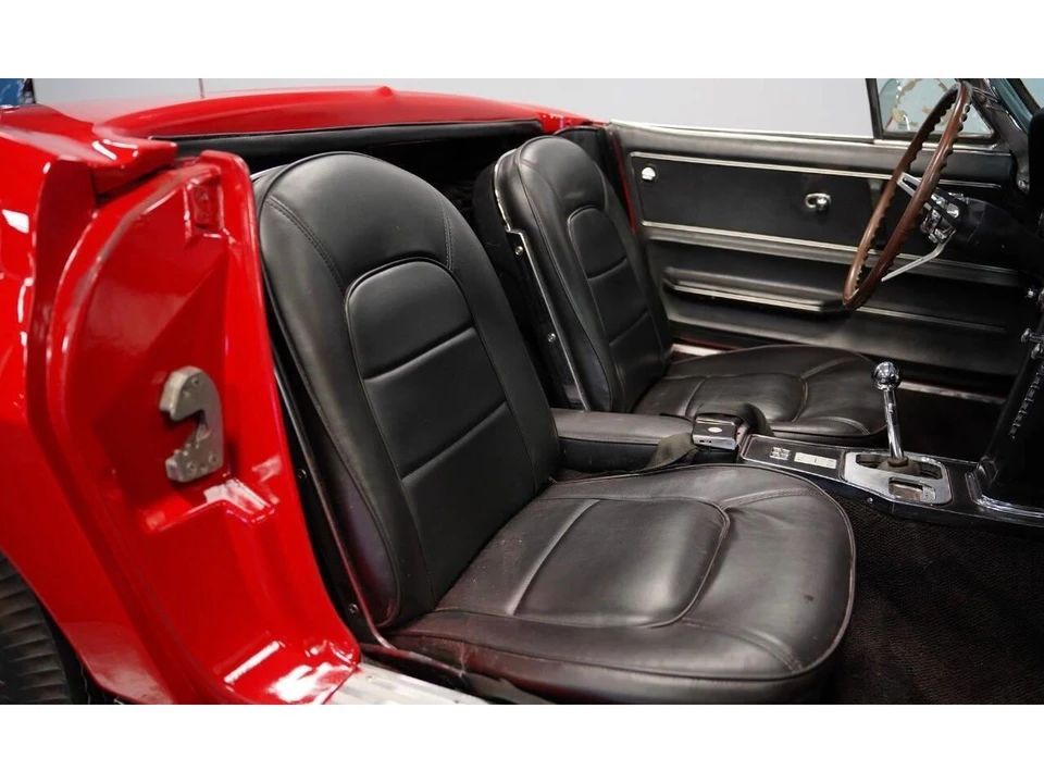 1965 Chevrolet Corvette C2 - Image 11 of 16