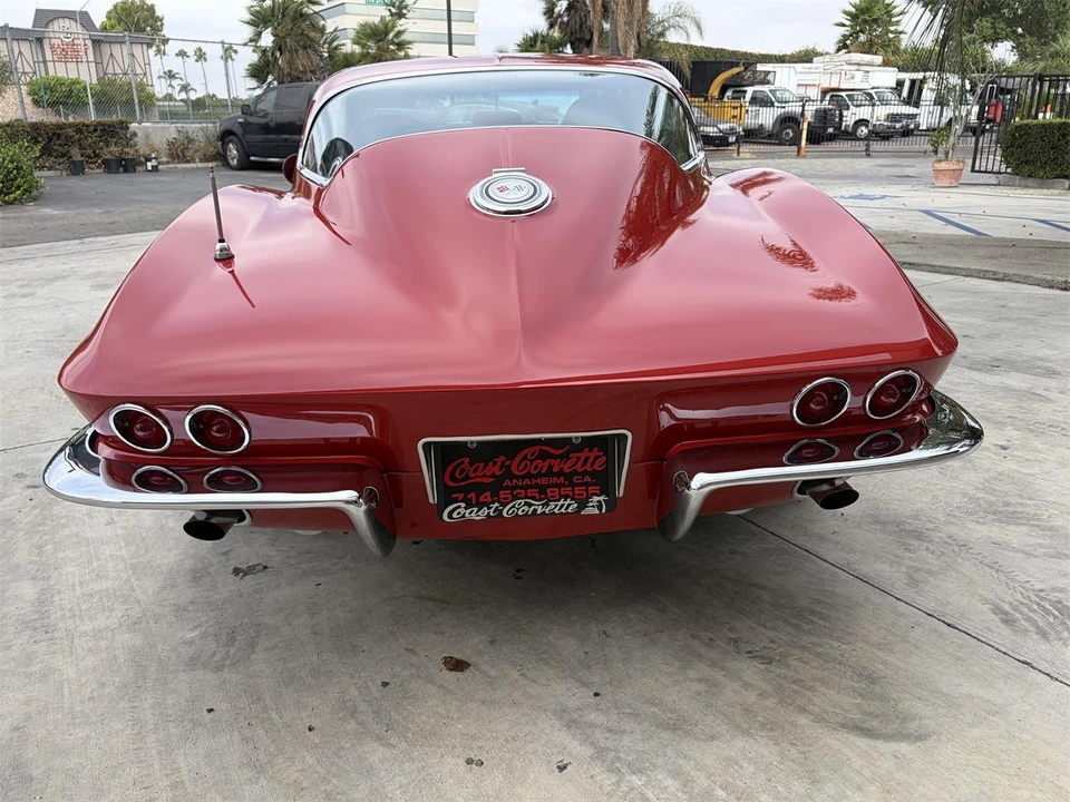 1965 Chevrolet Corvette C2 - Image 6 of 31