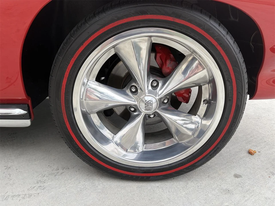 1965 Chevrolet Corvette C2 - Image 24 of 31