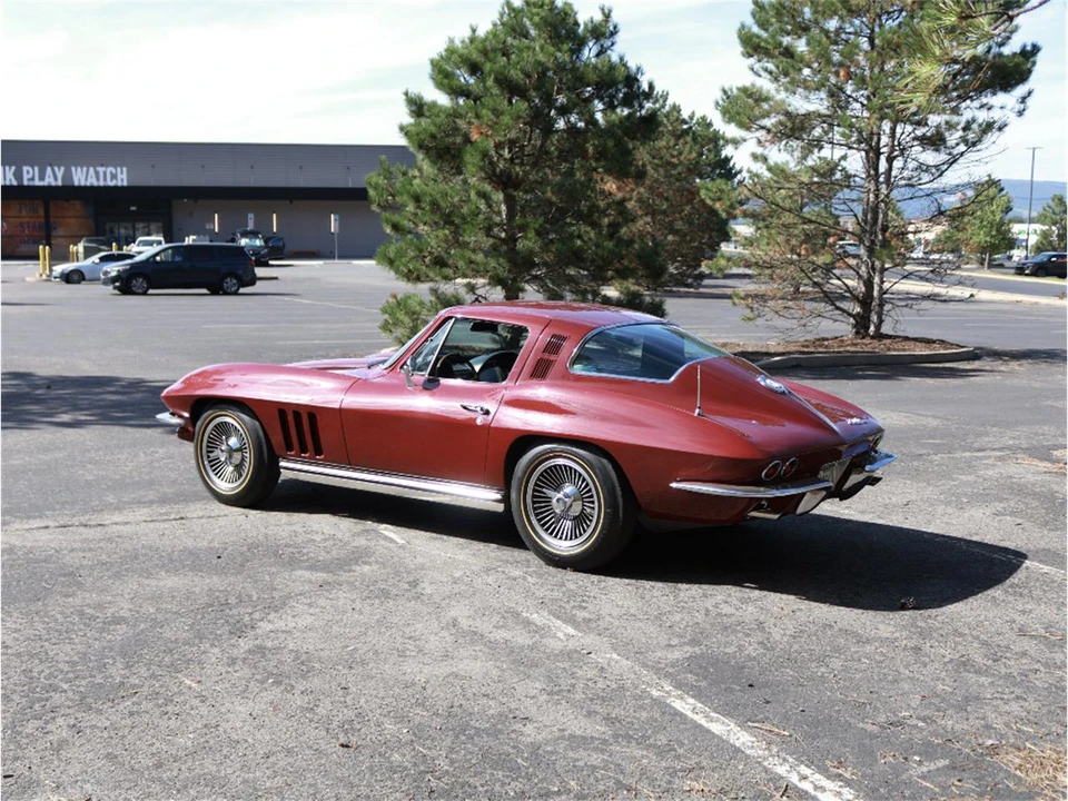 1965 Chevrolet Corvette C2 - Image 21 of 31