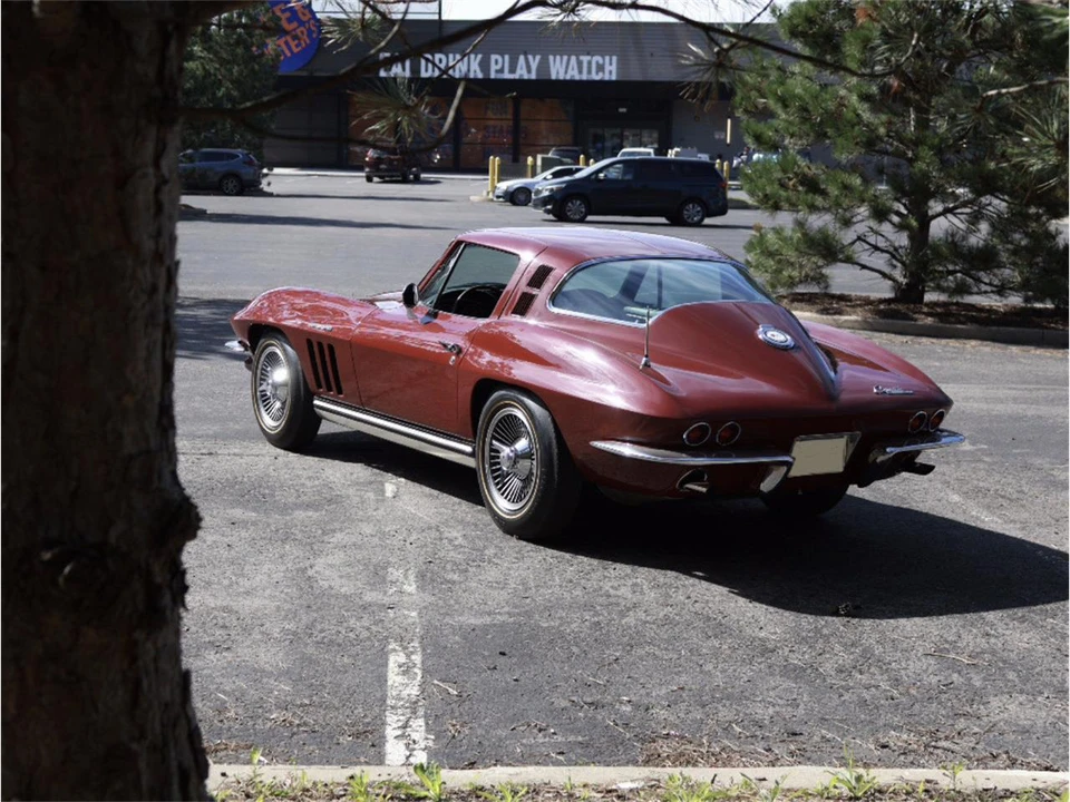 1965 Chevrolet Corvette C2 - Image 27 of 31