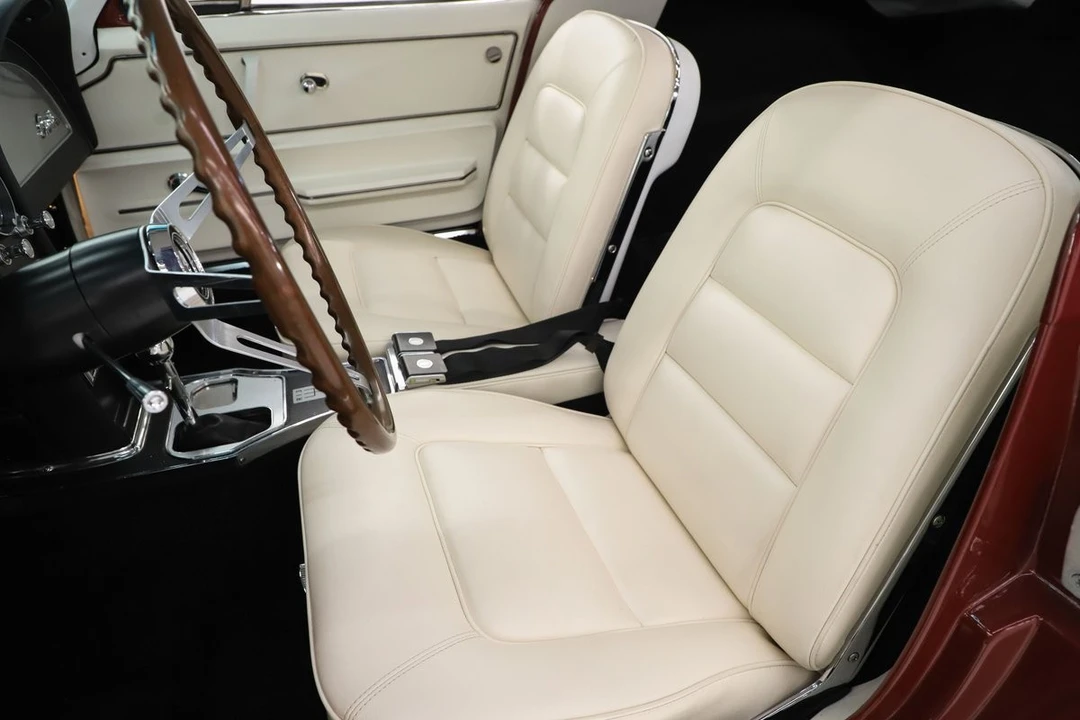 1965 Chevrolet Corvette C2 - Image 11 of 31
