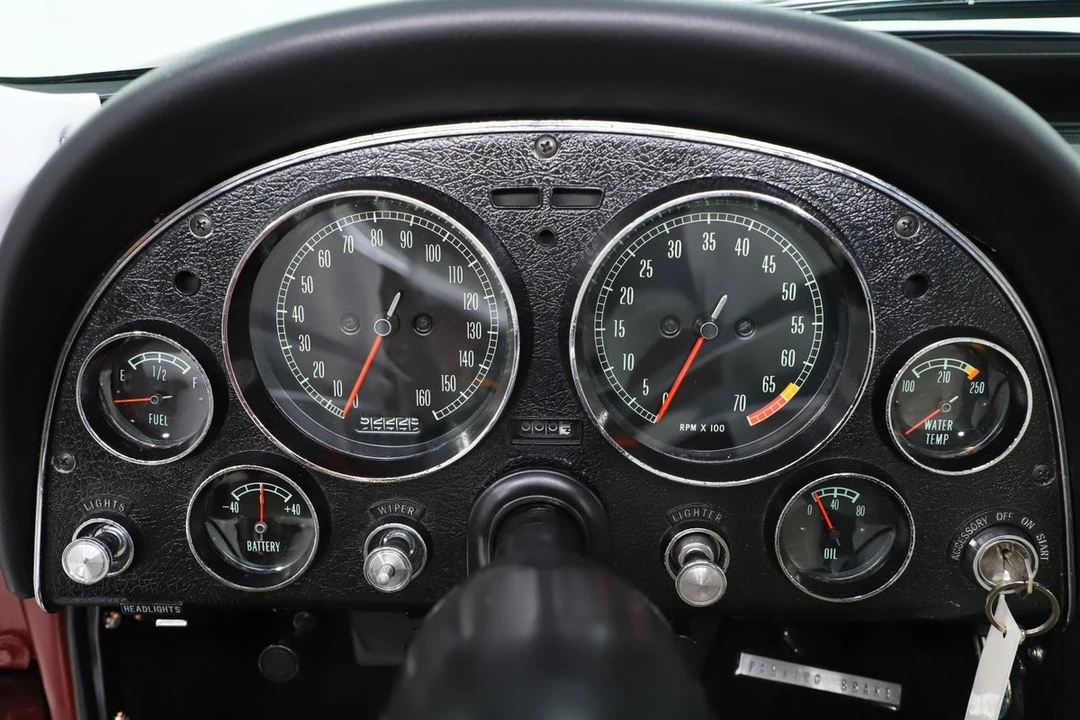 1965 Chevrolet Corvette C2 - Image 15 of 31