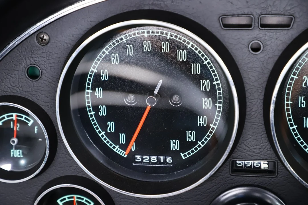 1965 Chevrolet Corvette C2 - Image 3 of 31