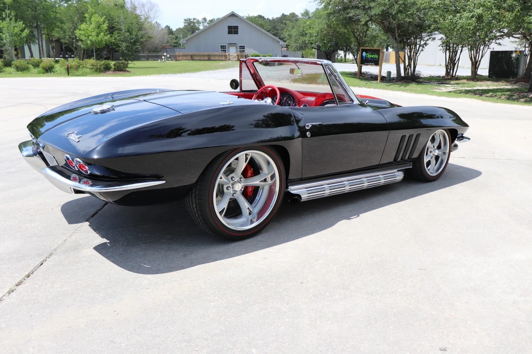 1965 Chevrolet Corvette C2 - Image 5 of 31