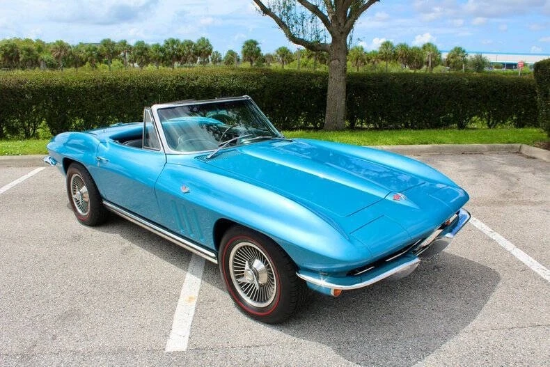 1965 Chevrolet Corvette C2 - Image 18 of 31