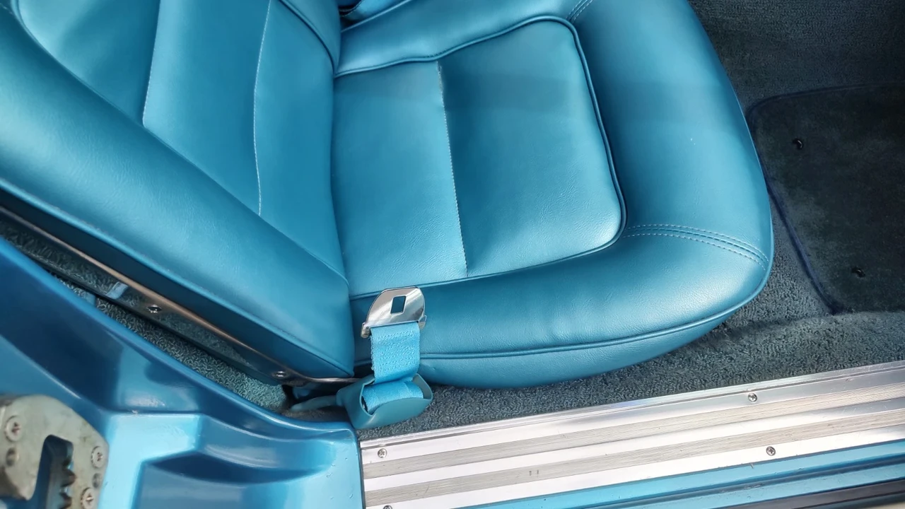 1965 Chevrolet Corvette C2 - Image 18 of 21