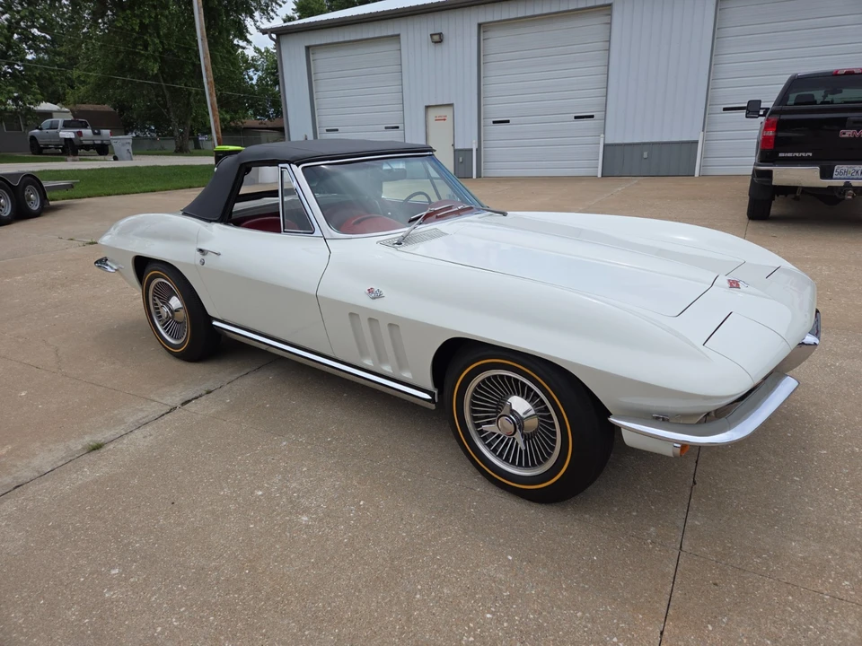 1965 Chevrolet Corvette C2 - Image 7 of 31