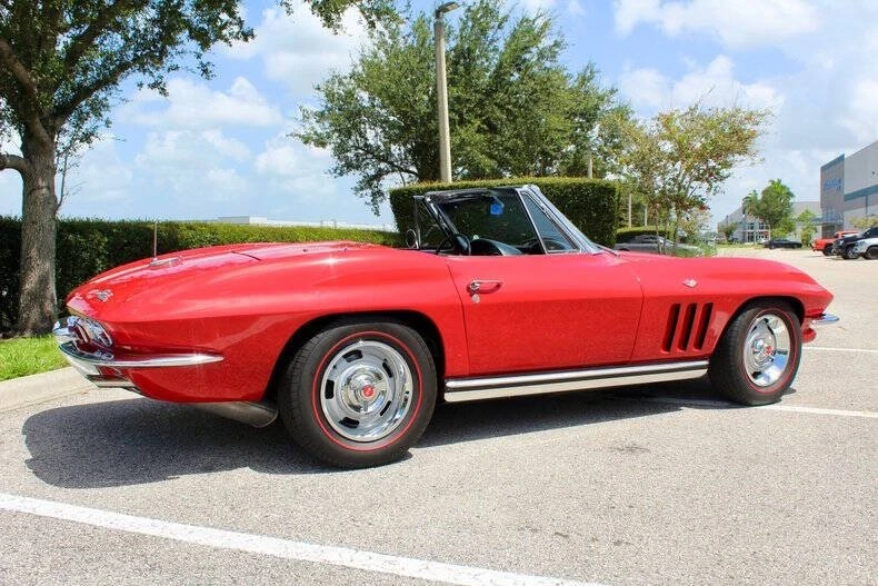 1965 Chevrolet Corvette C2 - Image 14 of 31