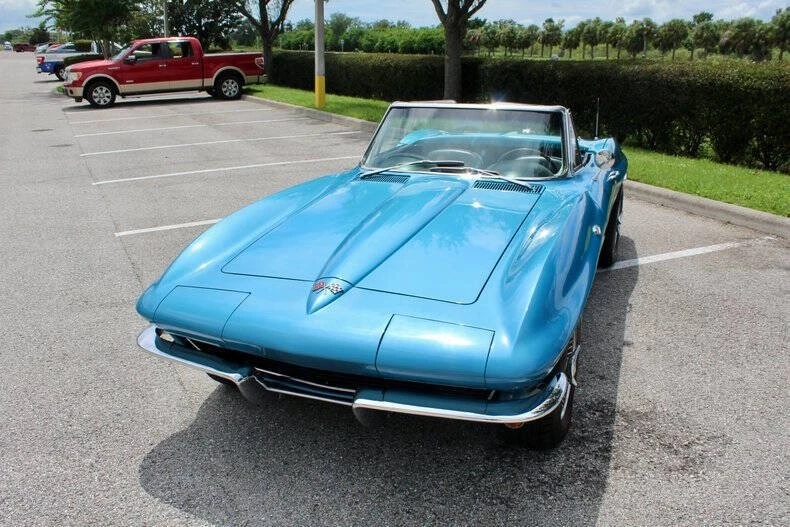 1965 Chevrolet Corvette C2 - Image 20 of 31