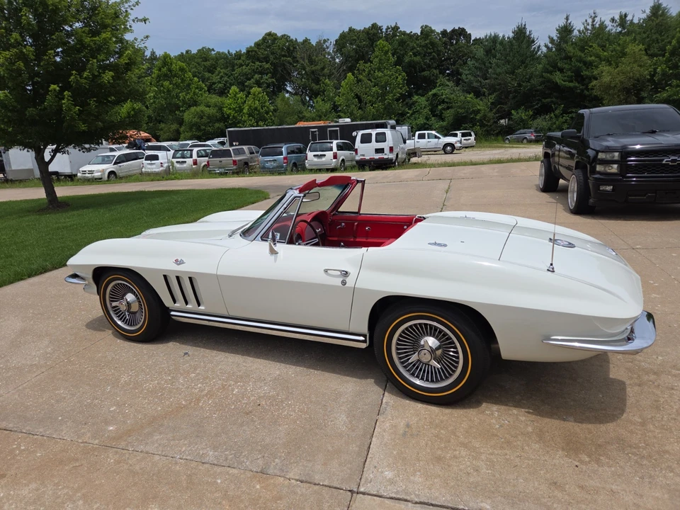 1965 Chevrolet Corvette C2 - Image 31 of 31