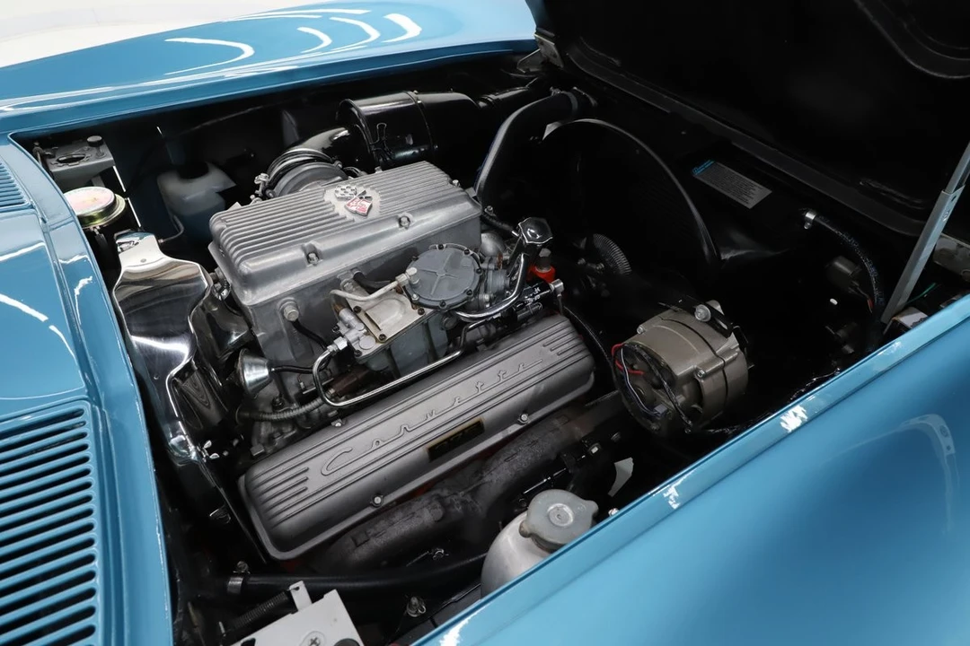 1965 Chevrolet Corvette C2 - Image 5 of 31