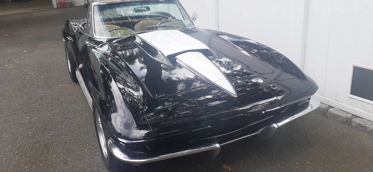 1965 Chevrolet Corvette C2 - Image 10 of 31